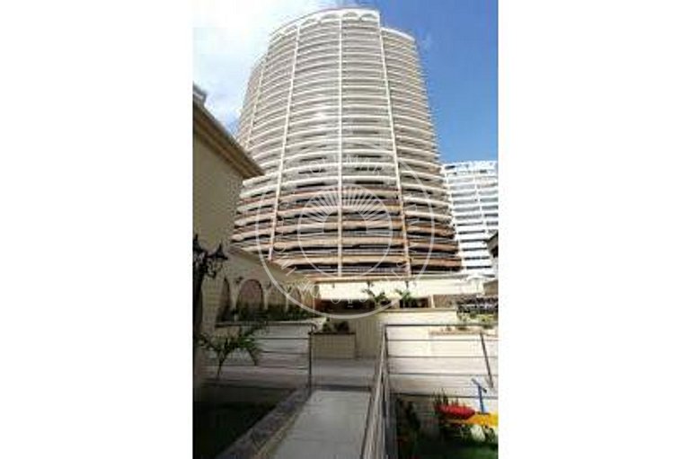 Apartamemto de 75 m2 no Meireles as dois passo do Aterro.