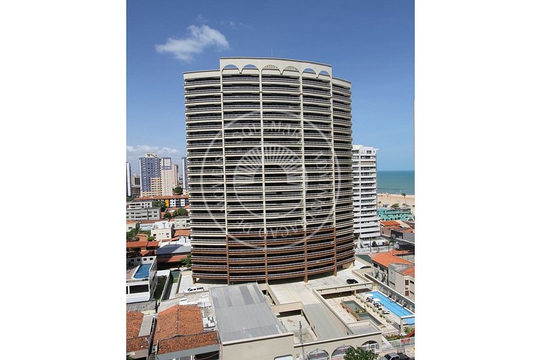 Apartamemto de 75 m2 no Meireles as dois passo do Aterro.