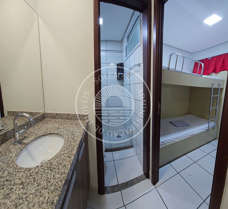 Apartamento com suíte e quarto com beliche